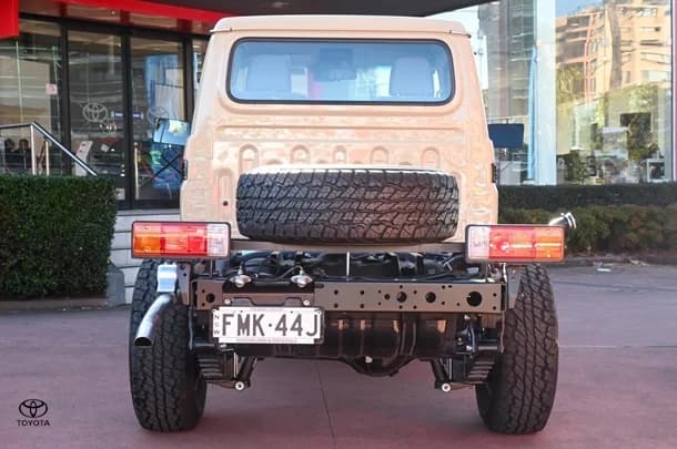 2025 TOYOTA LC Military GXL image 5