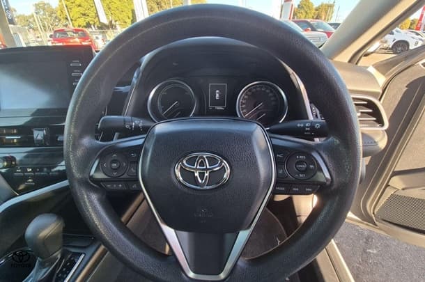 2021 Toyota Camry Hybrid Ascent image 14