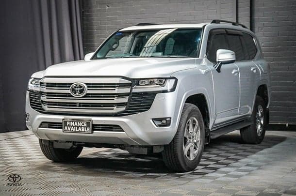 2024 Toyota Landcruiser VX image 4