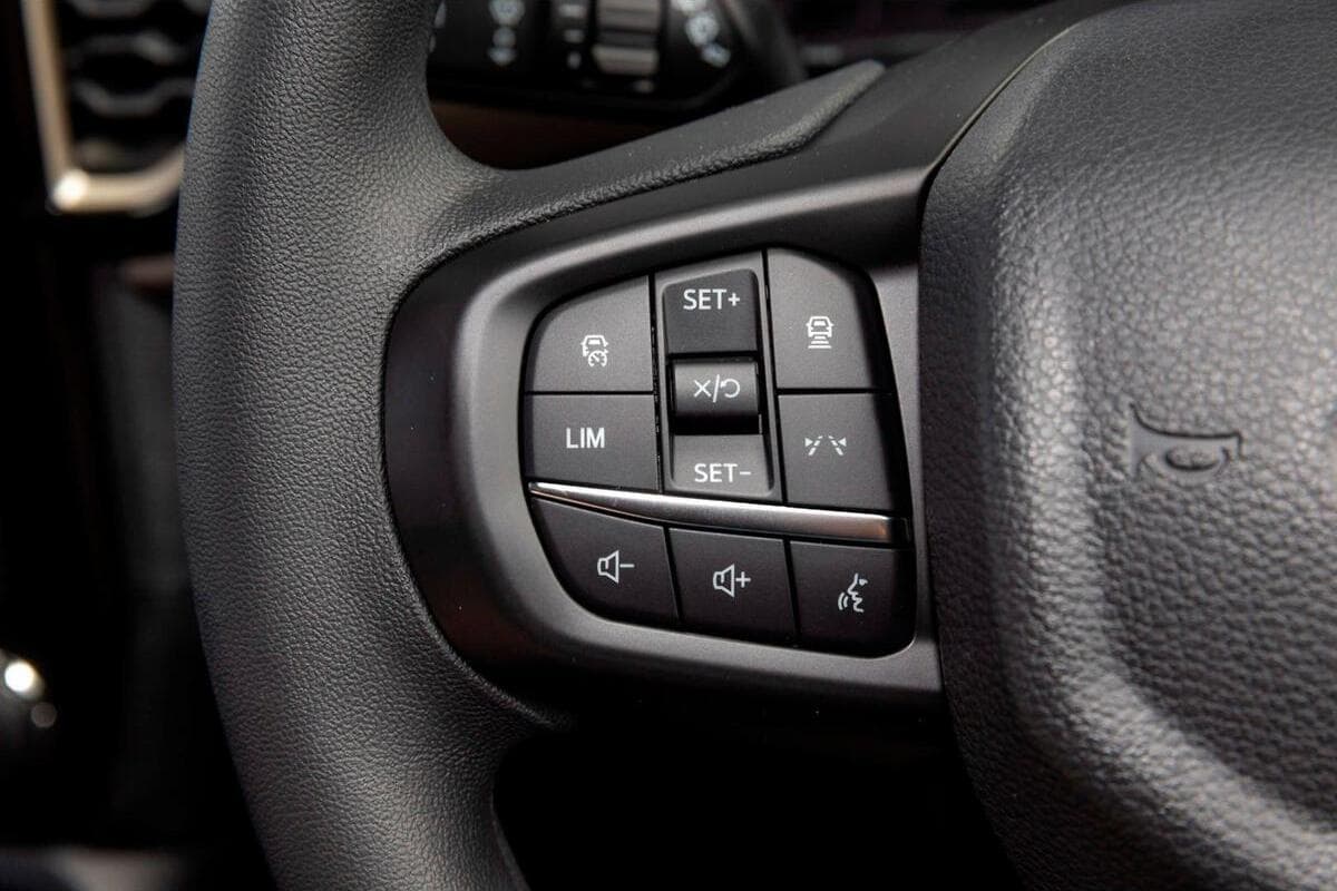 2025 Ford Everest Ambiente Auto RWD MY25.25 image 12