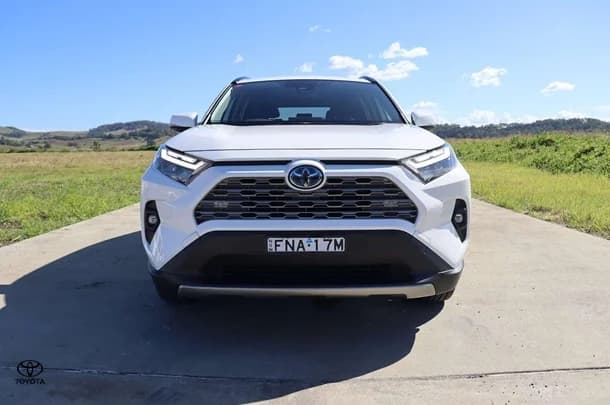 2023 Toyota RAV4 Hybrid GXL AWD image 2