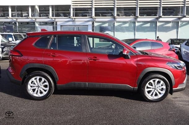 2024 Toyota Corolla Cross Hybrid GX image 10