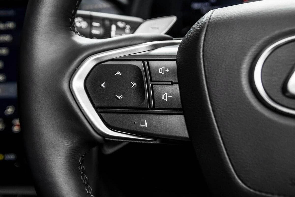 2025 Lexus LBX Sports Luxury Auto 2WD image 12