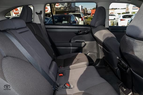 2023 Toyota KLUGER GX-2WD image 10