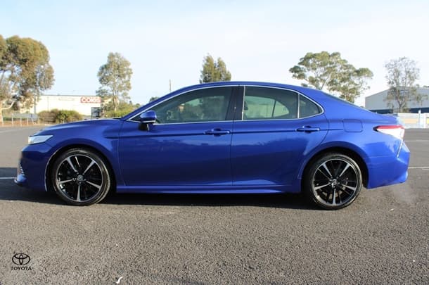 2020 Toyota Camry SX image 9