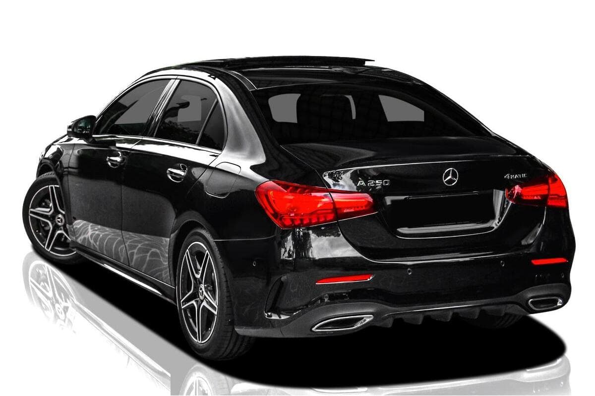 2025 Mercedes-Benz A-Class A250 Auto 4MATIC image 4