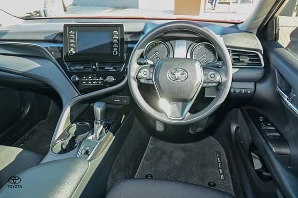 2021 Toyota Camry Ascent image 7
