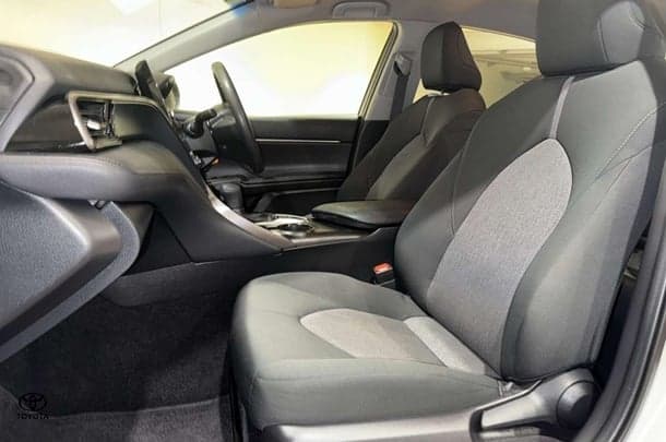 2021 Toyota Camry Ascent image 3