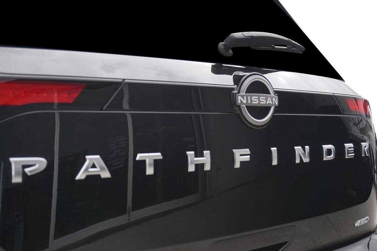 2025 Nissan Pathfinder Ti-L R53 Auto 4WD MY24 image 9