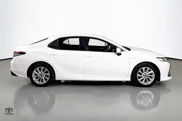 2021 Toyota Camry Hybrid Ascent image 11