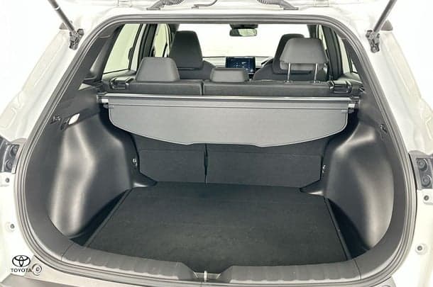 2022 Toyota Corolla Cross Petrol GX image 31