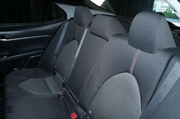 2018 Toyota Camry Ascent Sport image 18
