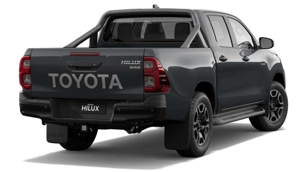 2024 Toyota Hilux 4x4 SR5 Double-Cab Pick-Up Premium Interior image 3