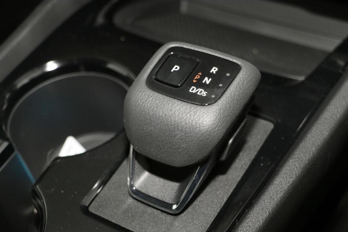 2025 Nissan X-TRAIL ST T33 Auto 4WD MY25 image 19