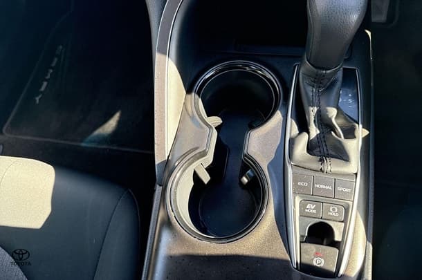 2021 Toyota Camry Hybrid Ascent image 20