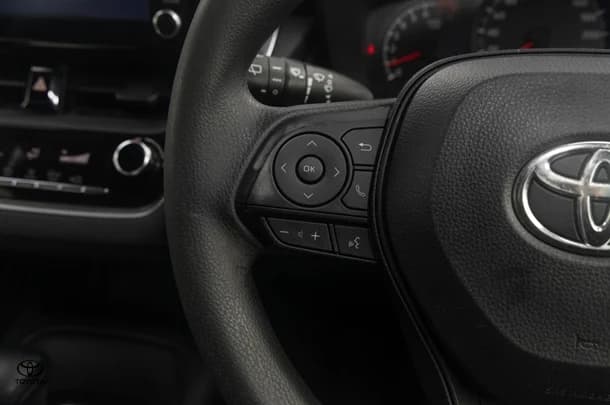 2018 Toyota Corolla Ascent Sport image 11