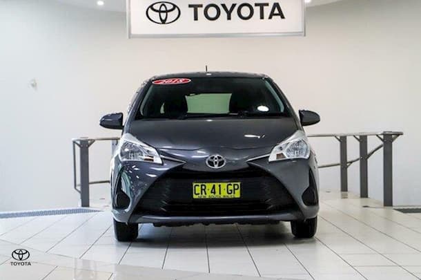 2018 Toyota YARIS Ascent image 3
