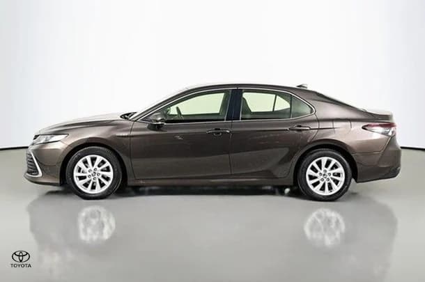 2023 Toyota Camry Hybrid Ascent image 5