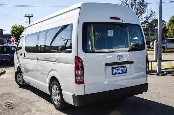 2018 Toyota Hiace SLWB image 2