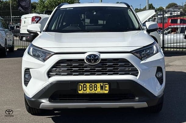 2021 Toyota RAV4 GXL-2WD image 2