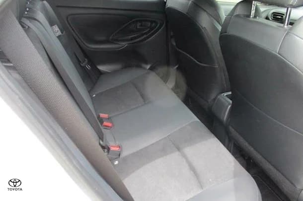 2022 Toyota Yaris Cross Hybrid GR-S image 17