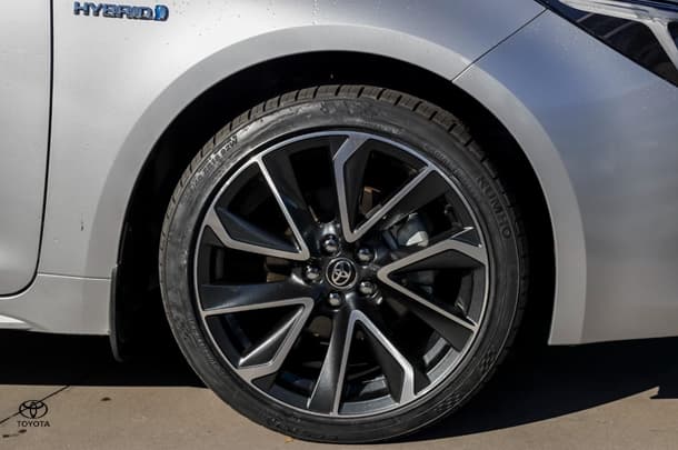 2023 Toyota Corolla ZR image 25