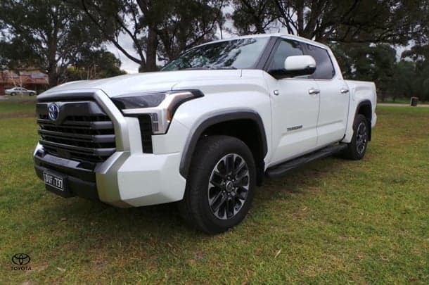 2024 Toyota Tundra Limited image 3