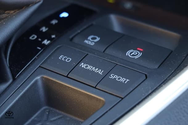 2024 Toyota RAV4 Cruiser 2WD image 21