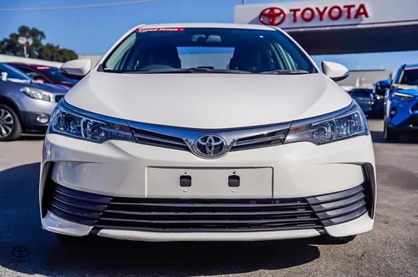 2019 Toyota Corolla Sedan Ascent image 4
