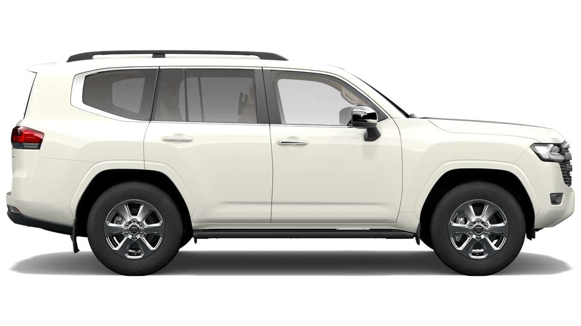 2025 Toyota LandCruiser 300 Sahara Automatic image 2