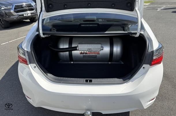 2019 Toyota Corolla Hatch SX image 18