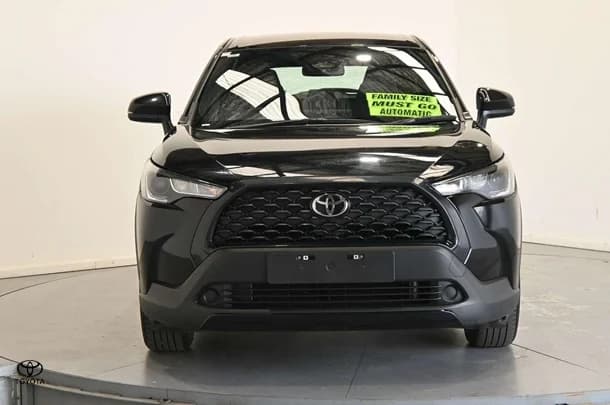 2023 Toyota Corolla Cross Petrol GX image 2