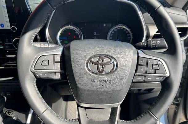 2024 Toyota Kluger GX image 13