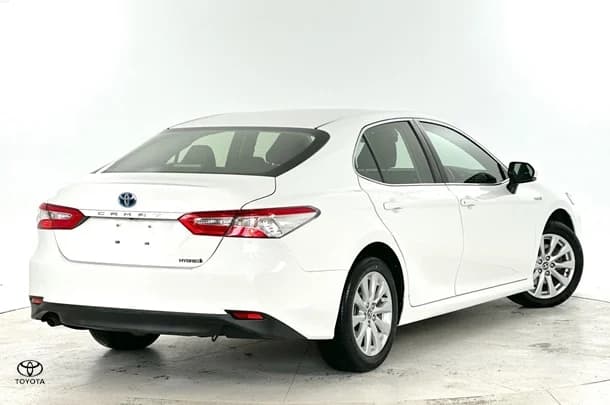 2020 Toyota Camry Hybrid Ascent image 8