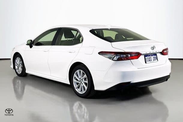2023 Toyota Camry Ascent image 6