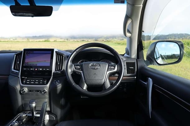 2020 Toyota Landcruiser VX image 18