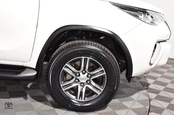 2018 Toyota Fortuner GXL image 19