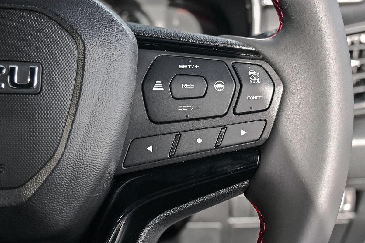 2024 Isuzu D-MAX X-TERRAIN Auto 4x4 MY24 image 13