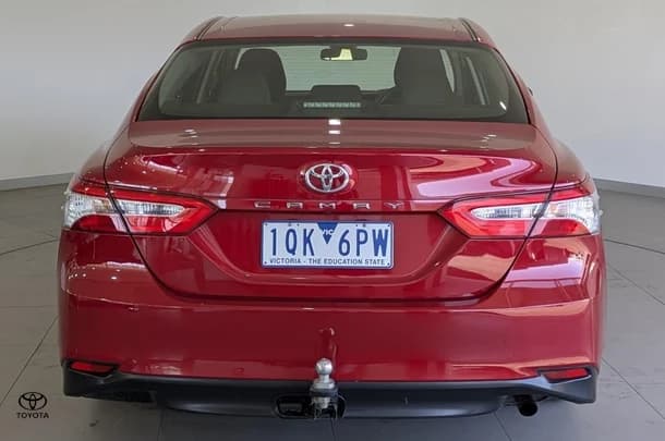 2019 Toyota Camry Ascent image 12