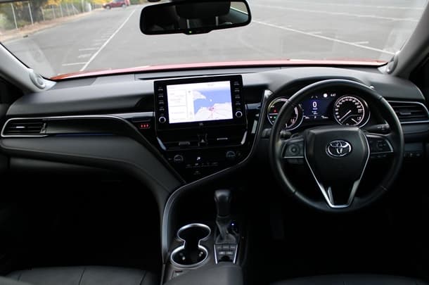 2023 Toyota Camry Hybrid SL image 21