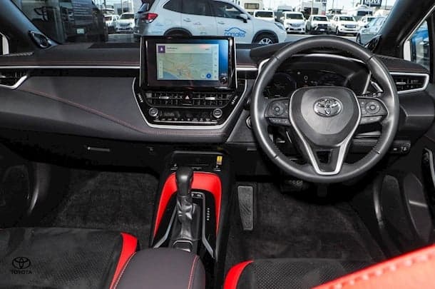 2023 Toyota Corolla ZR Hybrid image 18