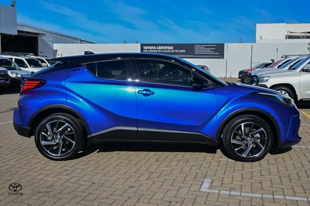 2022 Toyota CH-R Koba AWD image 3