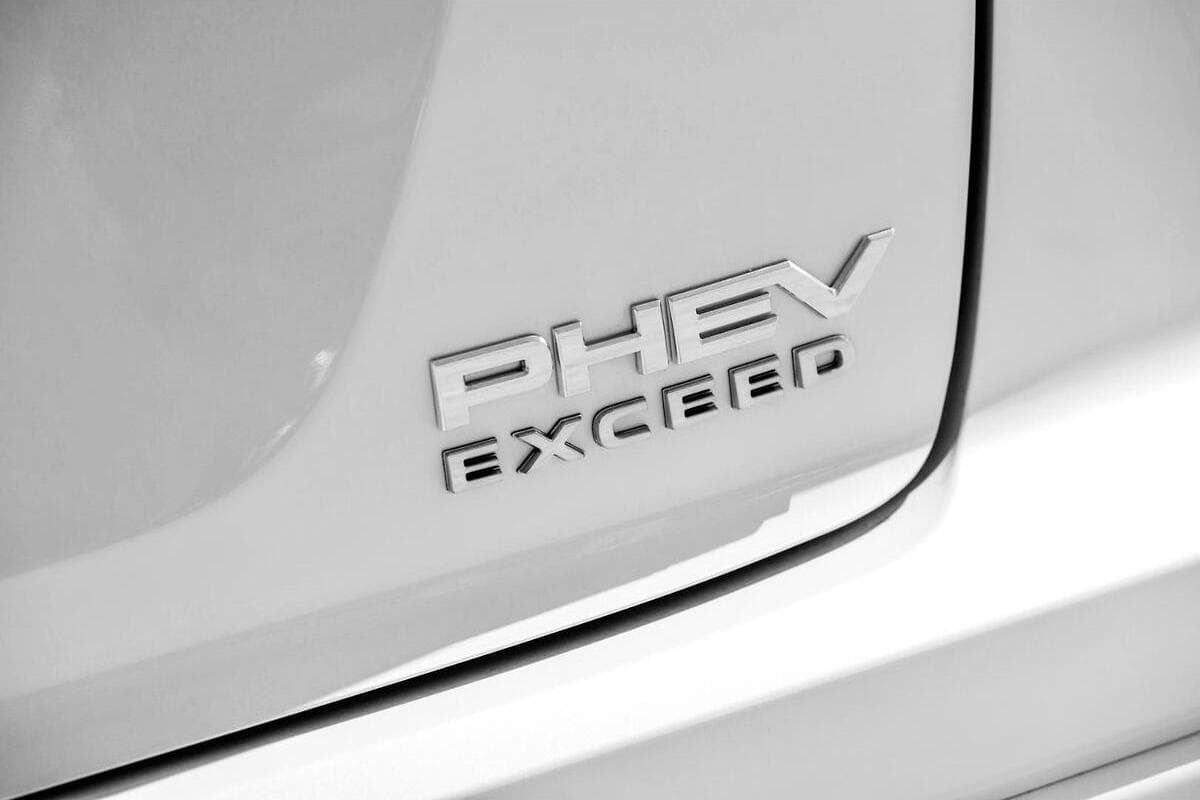 2024 Mitsubishi Eclipse Cross PHEV Exceed YB Auto AWD MY24 image 11