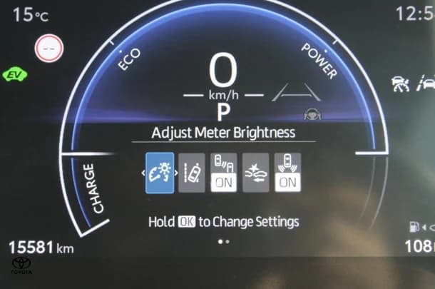 2024 Toyota Corolla Hatch Hybrid Ascent Sport image 30