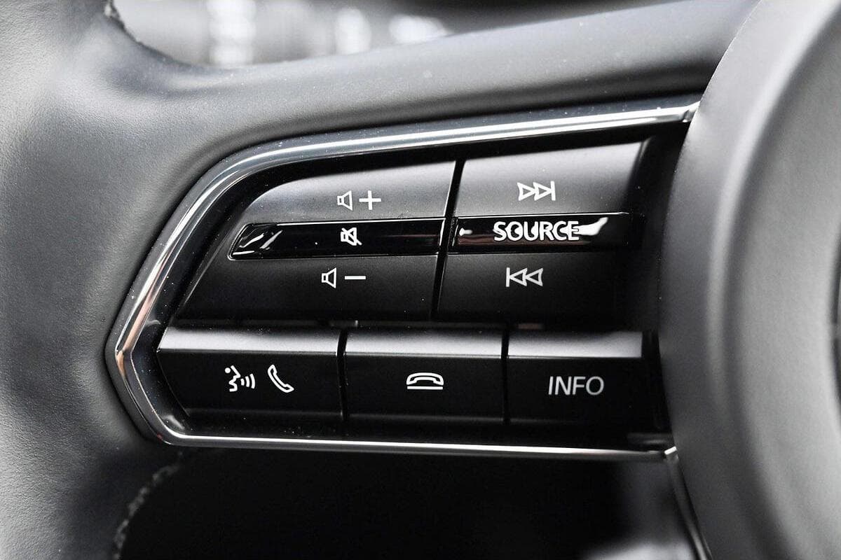 2024 Mazda CX-60 P50e Azami KH Series Auto i-ACTIV AWD image 12