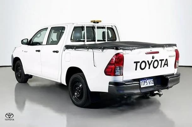 2020 Toyota Hilux Workmate image 6