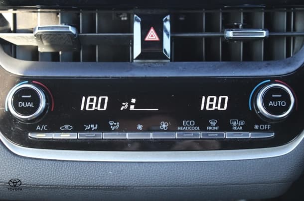 2020 Toyota Corolla Hatch Hybrid Ascent Sport image 23