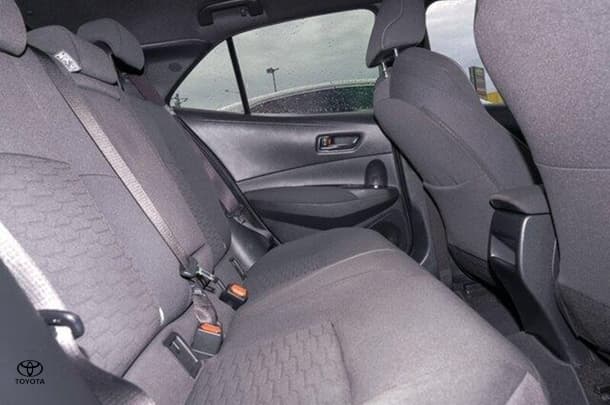 2024 Toyota Corolla Hatch Hybrid Ascent Sport image 8