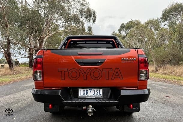 2018 Toyota HILUX Rugged X image 6