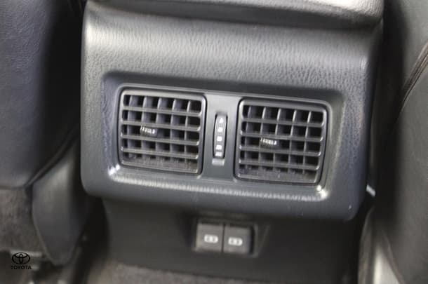 2023 Toyota Camry Hybrid SL image 20